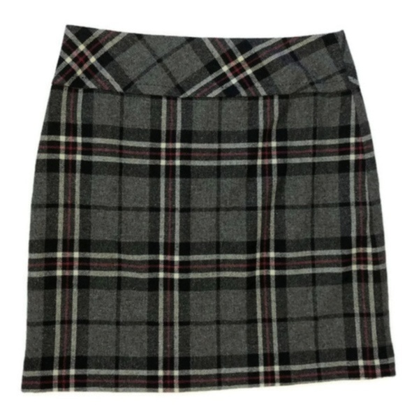 Eddie Bauer Dresses & Skirts - Eddie Bauer Gray/Blk/White/Red Plaid Wool Skirt